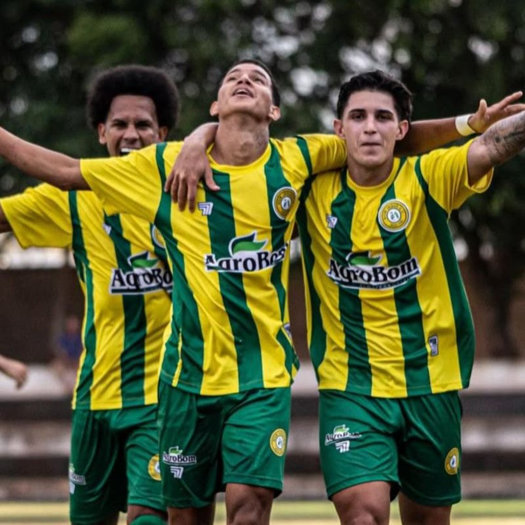 Atacante Wellington Oliveira exalta primeiro gol como profissional,”toda a honra e glória de Deus”